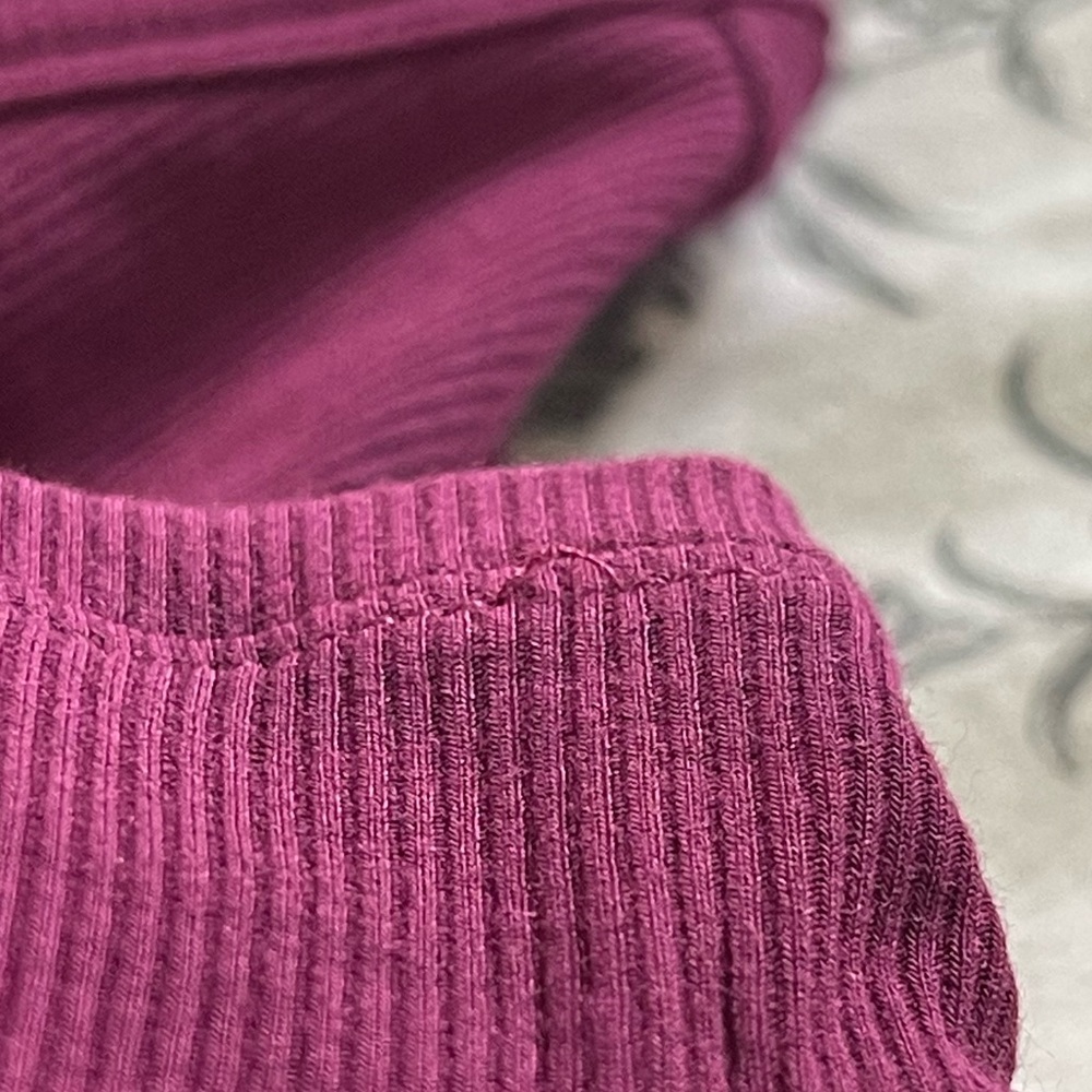 Athleta Signature Rib Crop Tee Plum - Picture 5 of 5